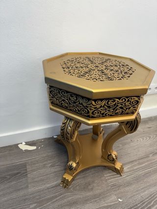 Mesa auxiliar estilo árabe dorada hecha a mano