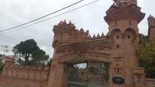 ANTEPROYECTOS DE TU CASA CON TOPOGRÀFICO REAL