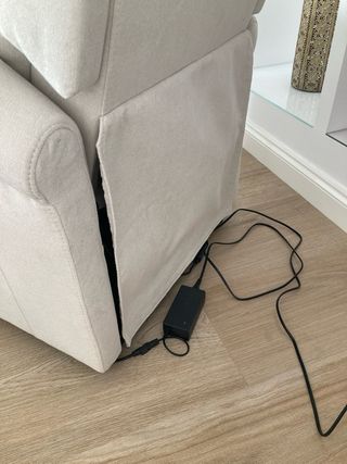 Sillón reclinable eléctrico beige