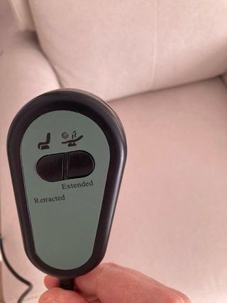 Sillón reclinable eléctrico beige