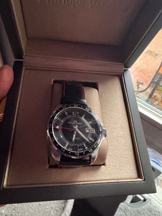 Reloj Philippe Vandier Negro y Rojo mode