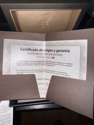 Reloj Philippe Vandier Negro y Rojo mode