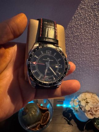 Reloj Philippe Vandier Negro y Rojo mode