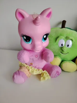 Lote de peluches coloridos