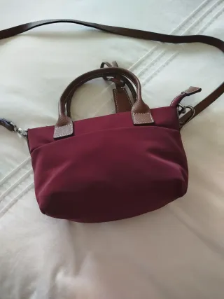 Bolso tote granate con asas marrones