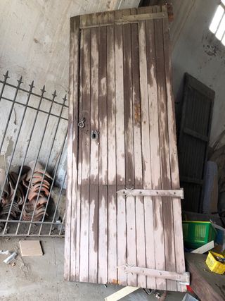 Portones de taller de madera