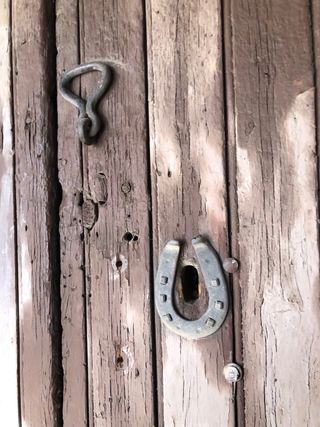 Portones de taller de madera
