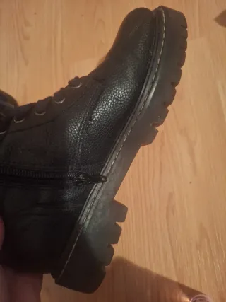 Botines de cuero negro talla 38