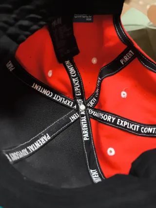 Gorra Plana Parental Advisory