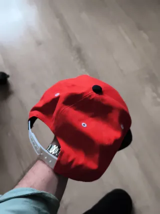 Gorra Plana Parental Advisory