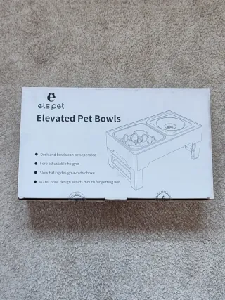 COMEDERO PARA PERROS Y GATOS