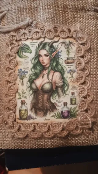 Sacchettini lavanda decorati a mano