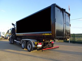 MAN TGS 26 440-CAMIONES GANCHO + GRUA