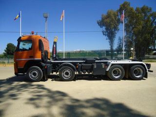 Volvo FM 13 440-CAMIONES GANCHO