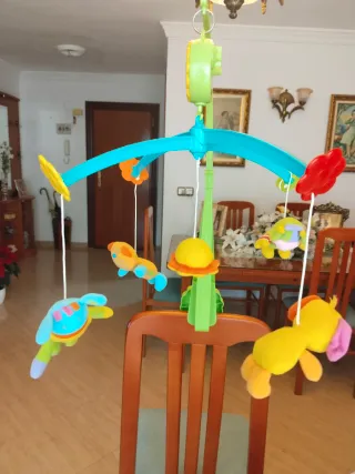 Carrusel musical para bebés