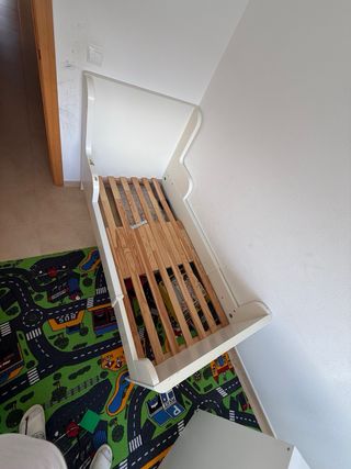 Cama extensible blanca BUSUNGE