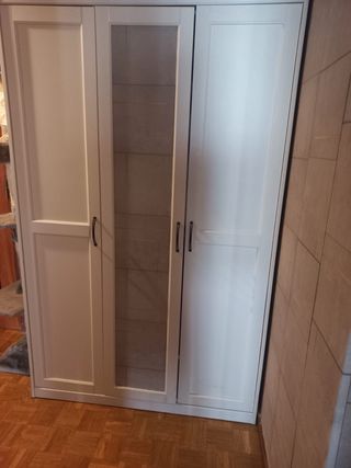 Armario blanco Ikea