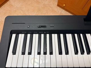 Piano Yamaha Negro