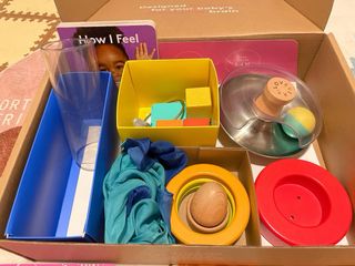 Lovevery Kit Juego 9-10 Meses