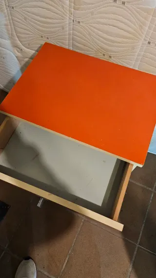 Set Cómoda, mesita y espejo Naranja Vintage.