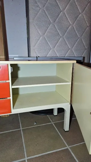 Set Cómoda, mesita y espejo Naranja Vintage.