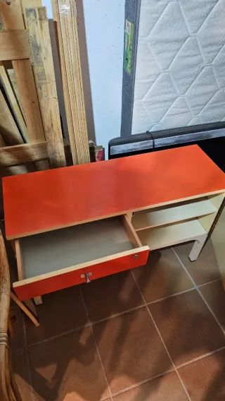 Set Cómoda, mesita y espejo Naranja Vintage.