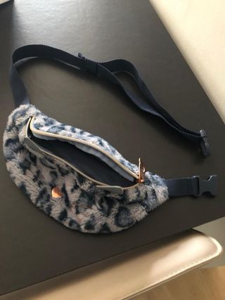 Riñonera Top Model Peluche Gato Niña