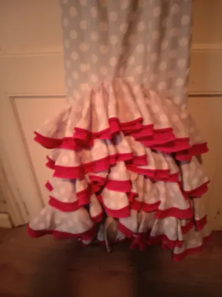 Traje de flamenca con lunares