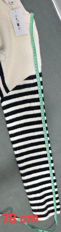 Camisola H&M Riscas Preto e Branco com Strass