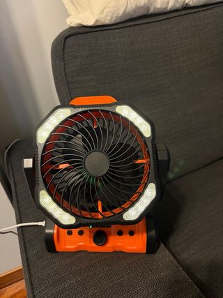 Ventilador Portátil 2 en 1 con Luz LED Recargable