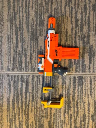 Lote Pistolas Nerf Elite y Accesorios