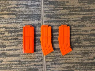 Lote Pistolas Nerf Elite y Accesorios