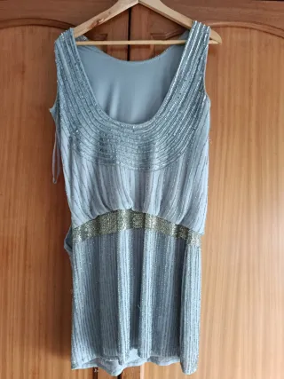 Traje fiesta pedrería gris plateado