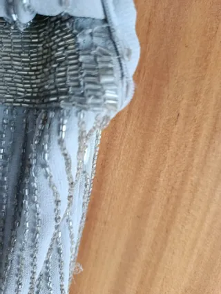 Traje fiesta pedrería gris plateado