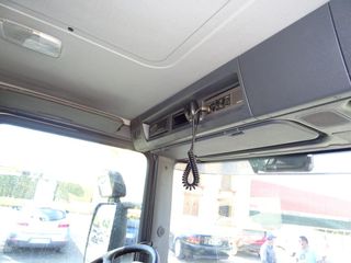 Scania P 400-CAMIONES GANCHO+GRUA