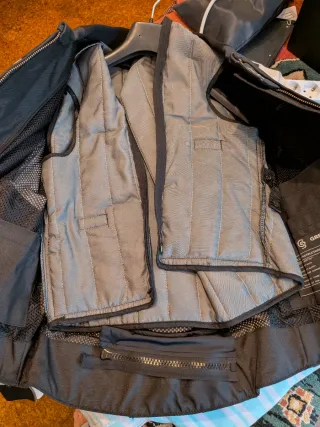 Chaqueta de cuero moto Greenshot protecciones