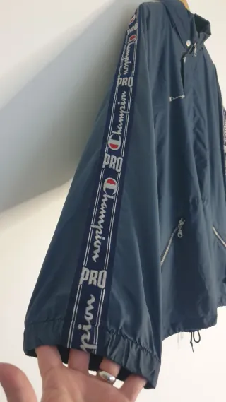 Cortavientos Champion Azul Marino