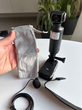 Cámara de acción VAVUPO mano