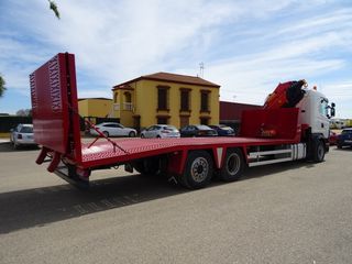 Scania G 400-CAMIONES PORTAMAQUINARIAS