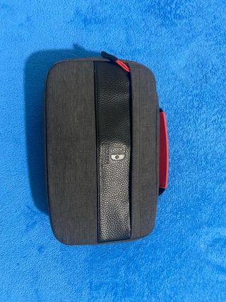 Nintendo Switch Azul y Rojo con Maletín