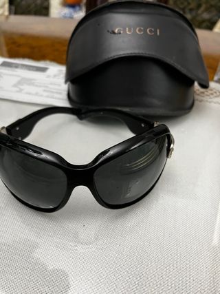 Gafas de sol Gucci negras