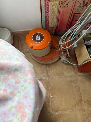 Pulidora de suelo Selco ES 43 R-180