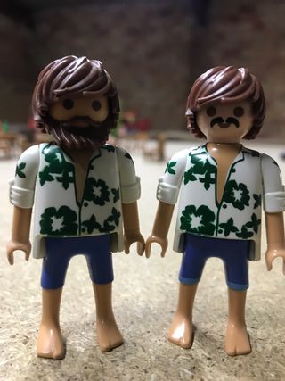 Playmobil figuras hombres con camisa floral