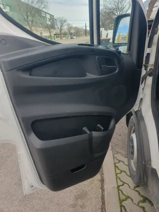 Iveco Daily larga 2015