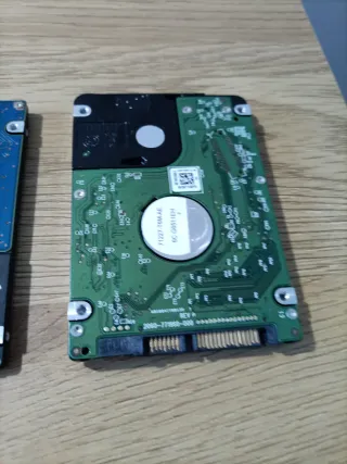 2 Discos Duros Internos Portátil HGST WD