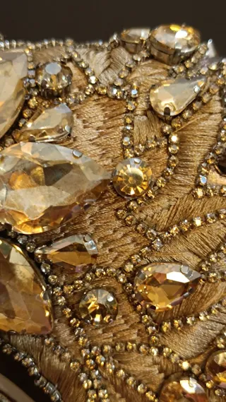 Bolso Alma en Pena bronce con Pedrería