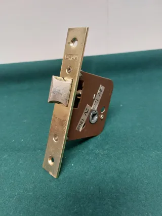 Cerradura AZBE 2V 1202