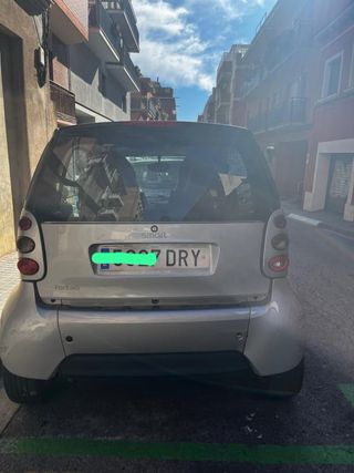 Mercedes-Benz Smart 2025