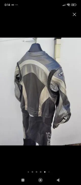 Mono de cuero Teknic