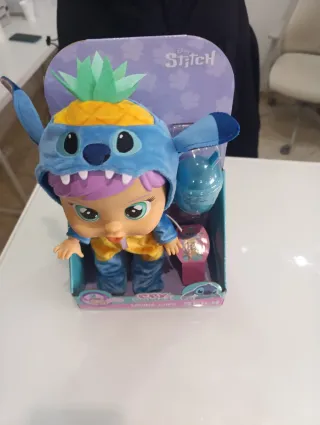 Muñeca bebes llorones Stich